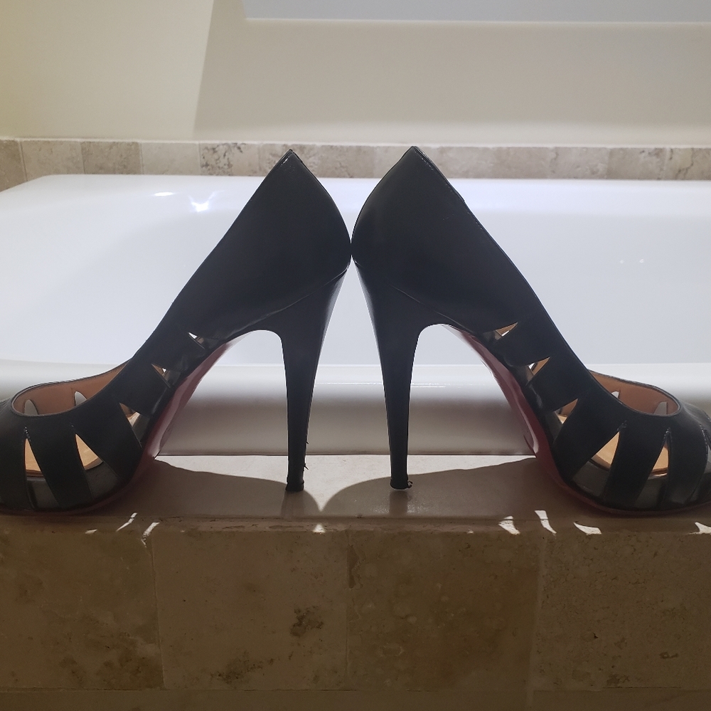 Christian Louboutin 40